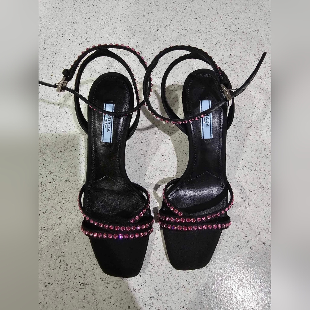 Prada Women's Pink Crystal Heels Size 7
